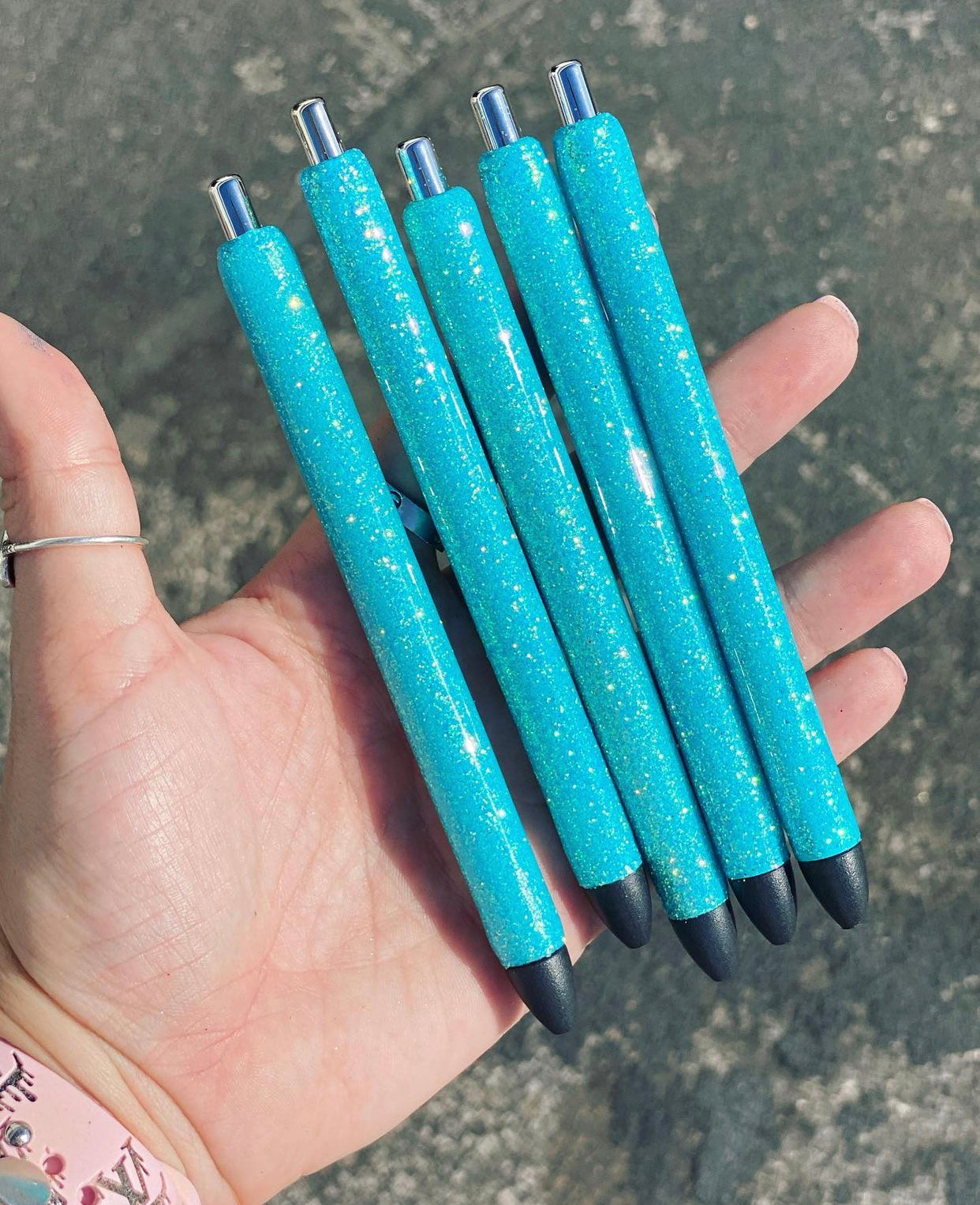 Glitter Pens - Buy Glitter Pens Online Starting at Just ₹90